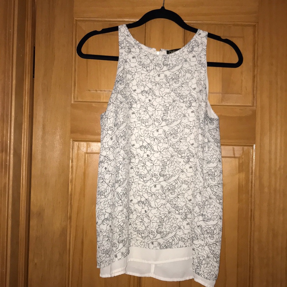 Dalia floral top